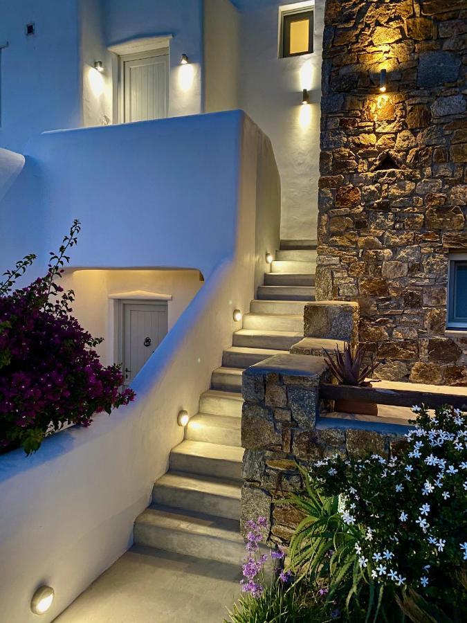 Myconian Theros Luxury Ano Mera