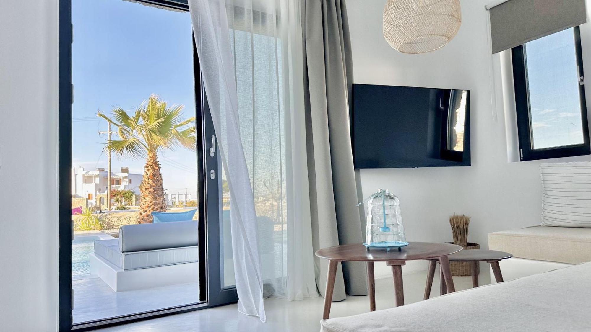 Myconian Theros Luxury Hotel *