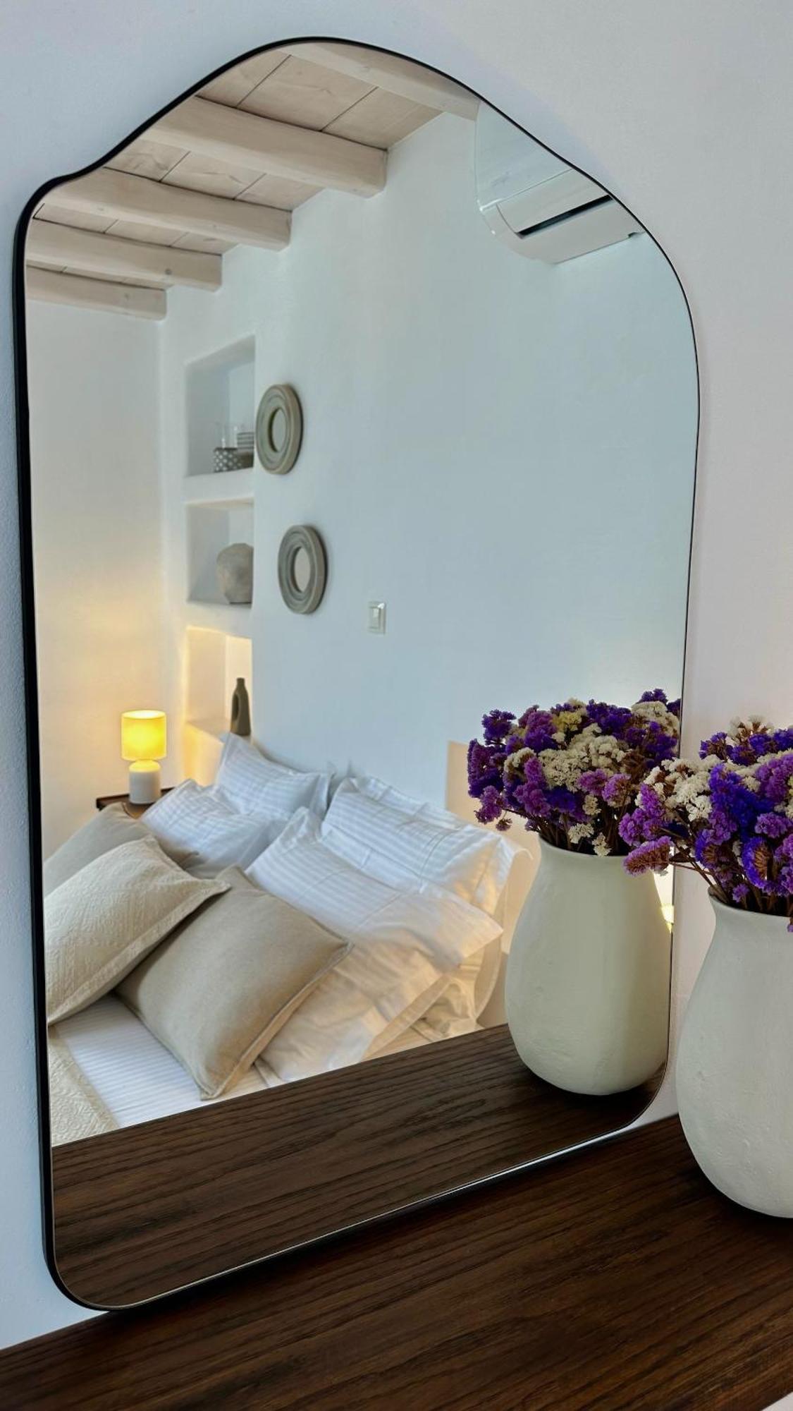 Myconian Theros Luxury *